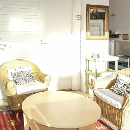 Apartment Pimpernel1